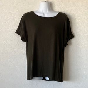 For The Republic Crewneck T Shirt in Olive Green Sz M